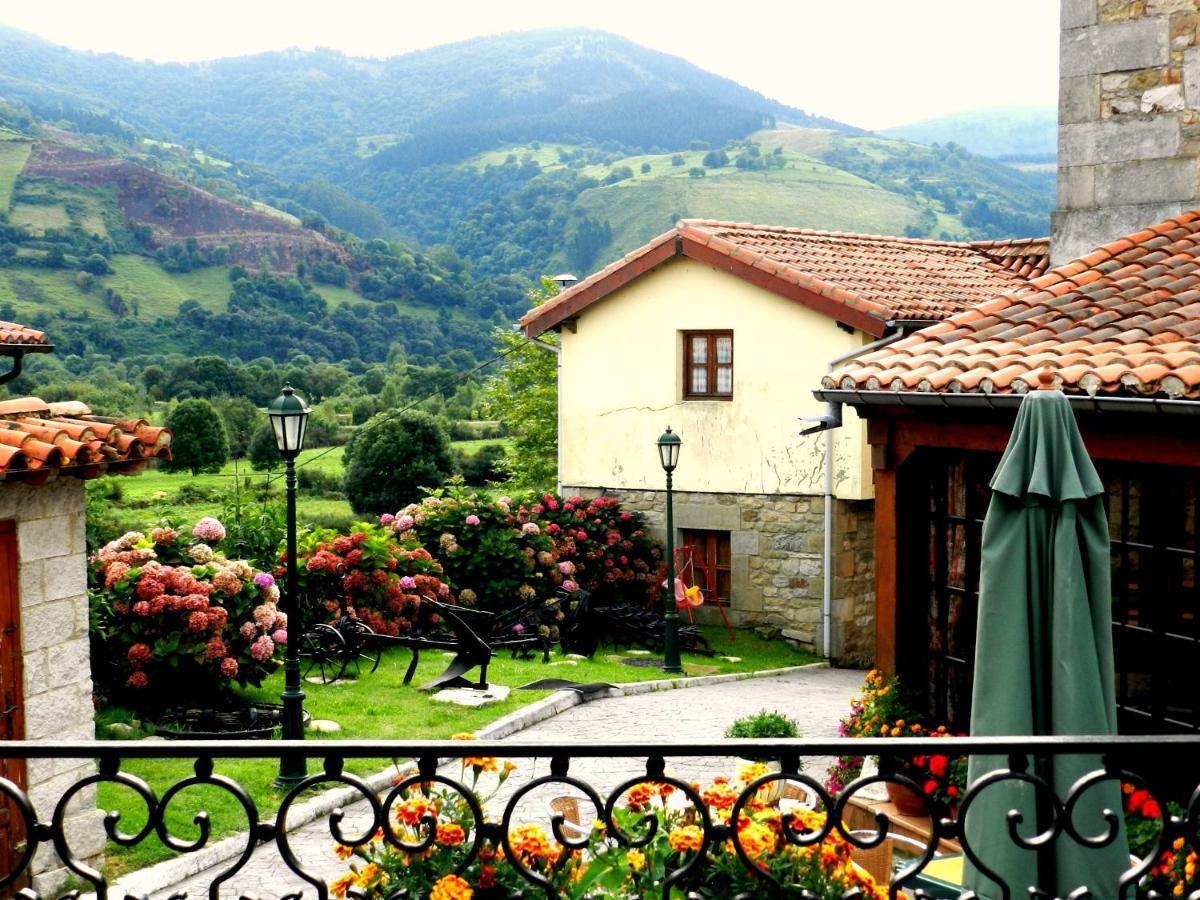 Hotel Posada Del Pas Ontaneda Esterno foto